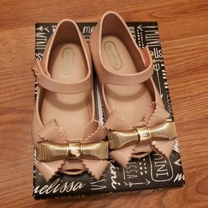 Mini Melissa size 6